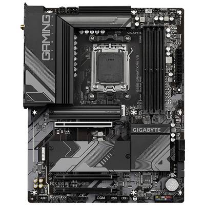 Mainboard von Gigabyte für Gaming-PCs mit mehreren PCIe-Steckplätzen, RAM-Bänken und Kühlkomponenten. Eignet sich für leistungsstarke Prozessoren.