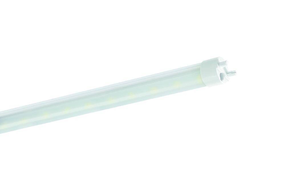 Weiße LED-Röhre auf weißem Hintergrund, zeigt rechteckige elektrische Anschlüsse an einem Ende der Röhre.