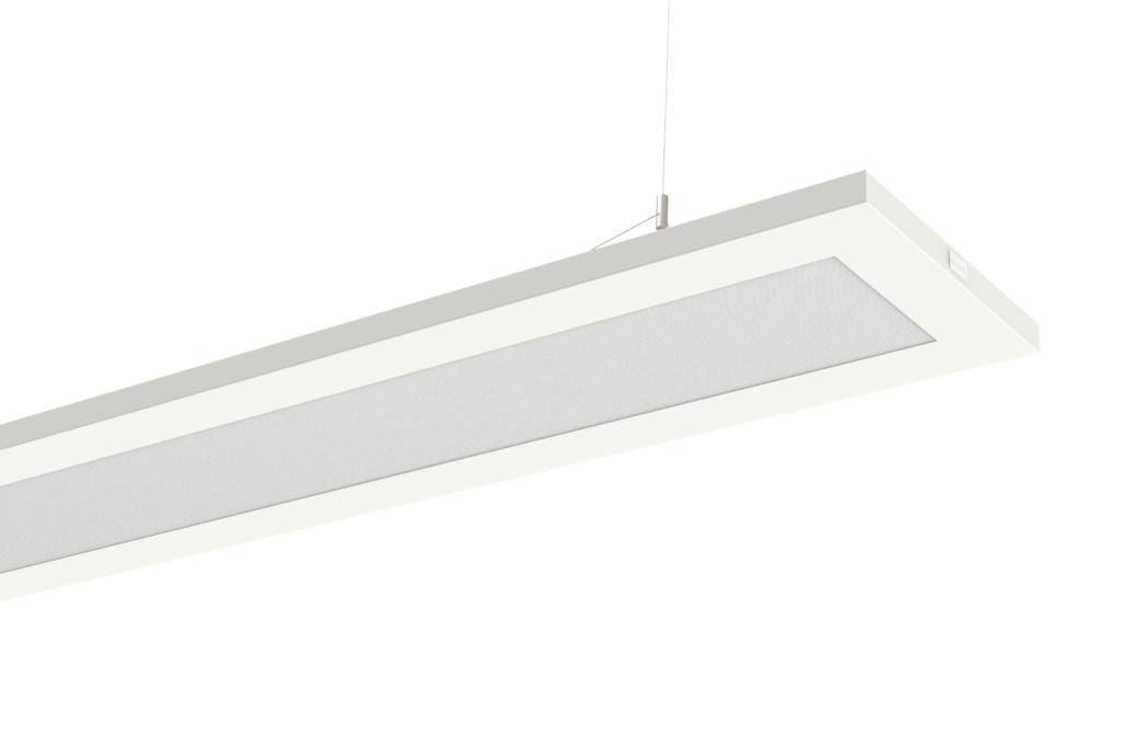 Moderne, weiße Pendelleuchte mit rechteckigem Design, an einem dünnen Kabel hängend, geeignet für Büros oder Wohnräume.