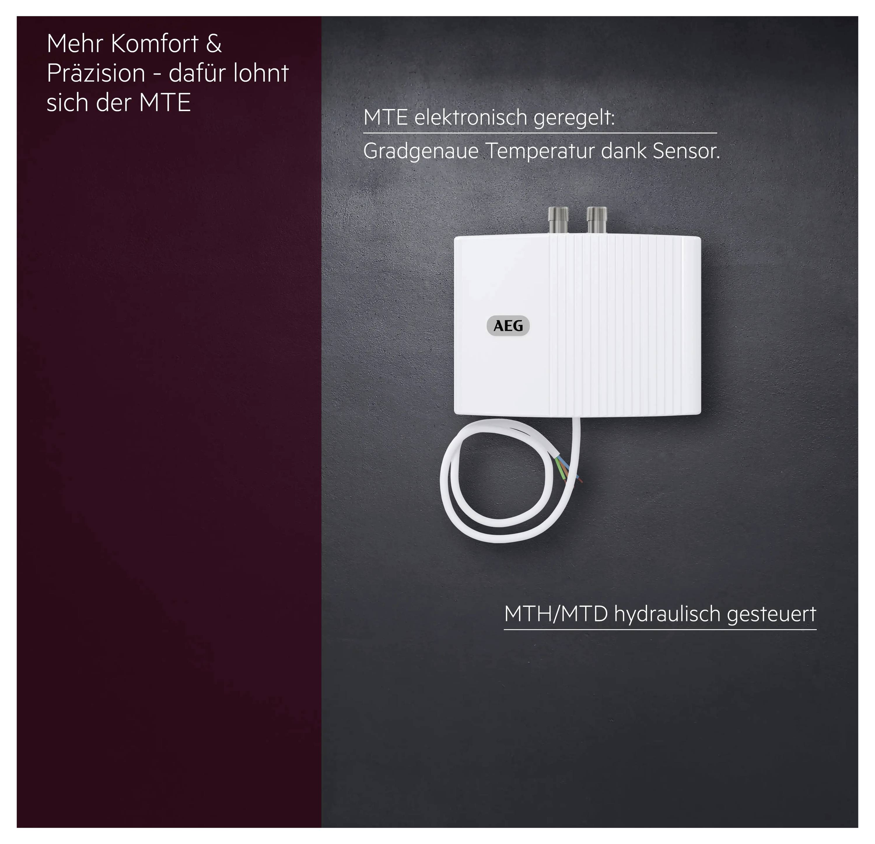 Ein weißer elektronisch geregelter Wassererhitzer von AEG an der Wand. Links Text: 'Mehr Komfort & Präzision – dafür lohnt sich der MTE'.