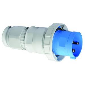 Stecker, blau und weiß, mit drei Metallstiften, für industrielle Anwendungen. Zeigt einen robusten, sicherheitsgeprüften Anschluss.