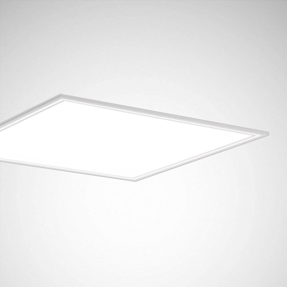 Ein rechteckiges LED-Panel mit weißer Leuchtfläche, montiert an einer Decke, zur Beleuchtung von Innenräumen.