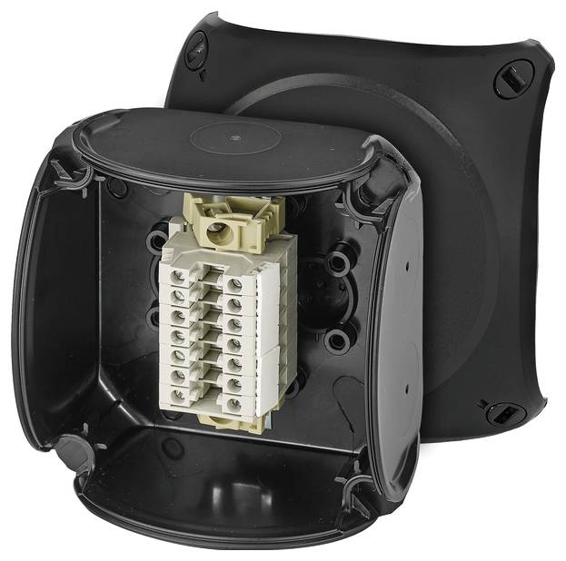 Eine geöffnete, schwarze Verteilerdose mit einem beige-farbigen Klemmenblock im Inneren, zur elektrischen Verkabelung.
