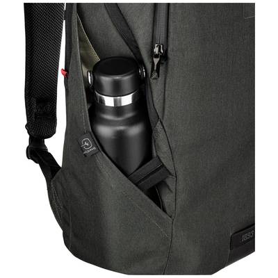 Rucksack in dunklem Stoff mit seitlicher Reißverschlusstasche, die eine schwarze Trinkflasche hält.