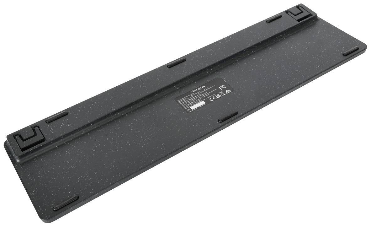 Schwarze Kunststoffplatte mit rutschfesten Gummipads an den Ecken. Geeignet für stabilen Halt auf glatten Oberflächen.