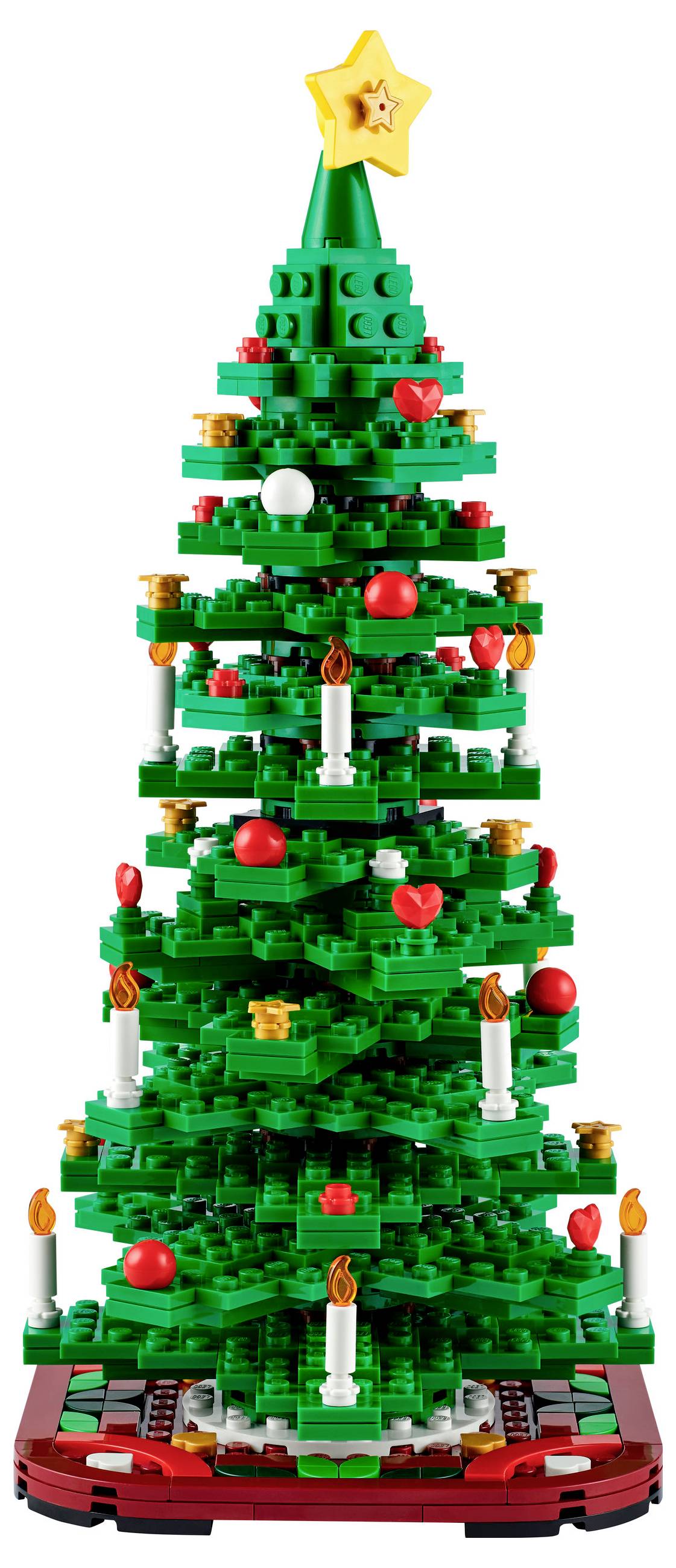 Ein aus bunten LEGO-Steinen gebauter Weihnachtsbaum mit Dekorationen wie Kugeln, Kerzen und einem gelben Stern an der Spitze.