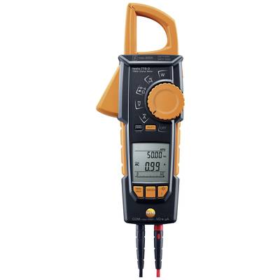 Ein Zangenmultimeter in Nahaufnahme. Zeigt auf dem Display verschiedene Messwerte wie Spannung und Stromstärke. Orange-schwarzes Gehäuse.
