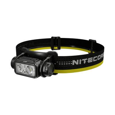 Eine schwarze Stirnlampe mit gelbem Streifen, zwei LED-Lichtern und verstellbarem Gurt. Auf dem Band steht 'Nitecore'.