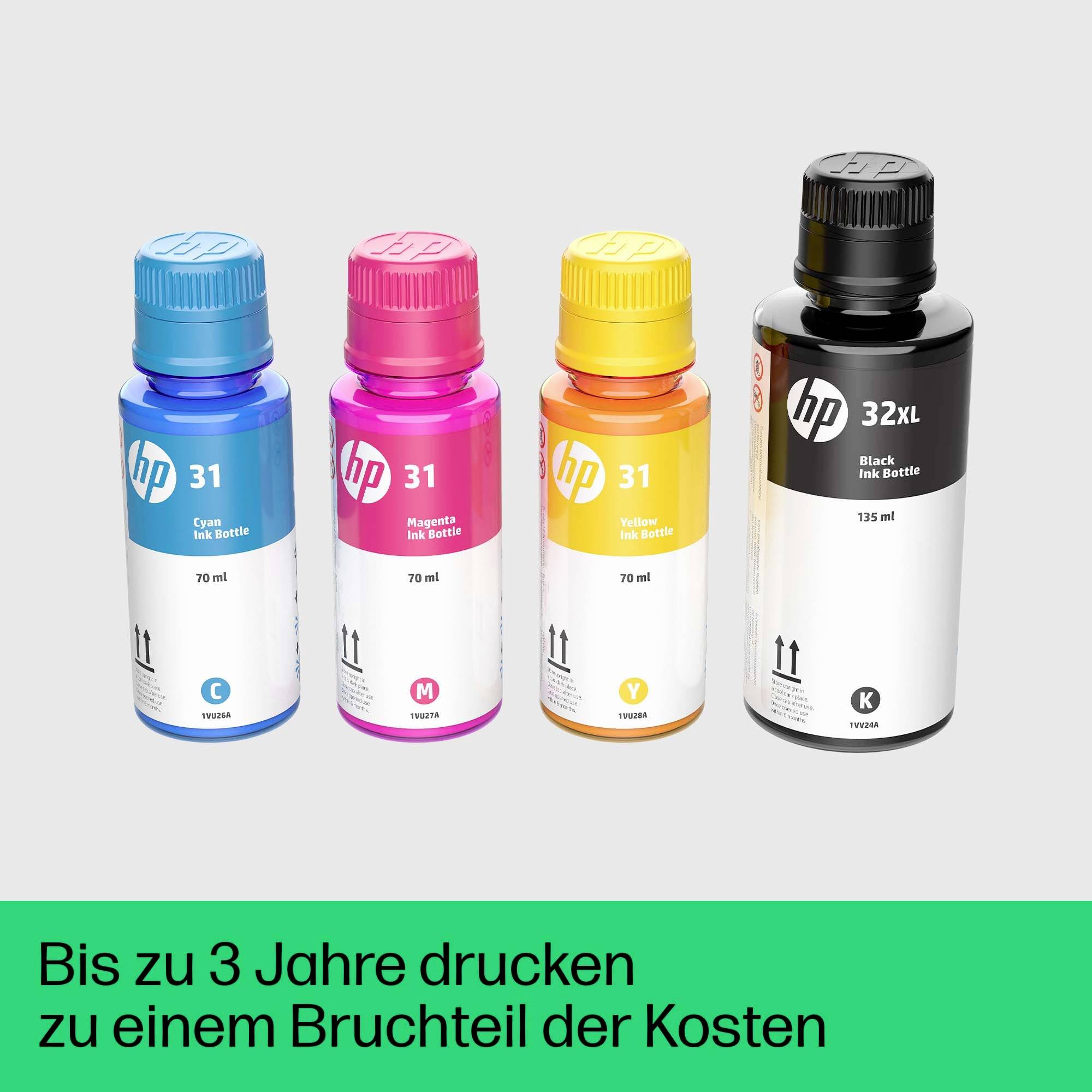 Vier bunte HP-Tintenflaschen. Aufschrift unten: 'Bis zu 3 Jahre drucken zu einem Bruchteil der Kosten'.