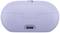 Lila Ladehülle eines kabellosen Ohrhörers, mit sichtbarem USB-C-Anschluss unten.