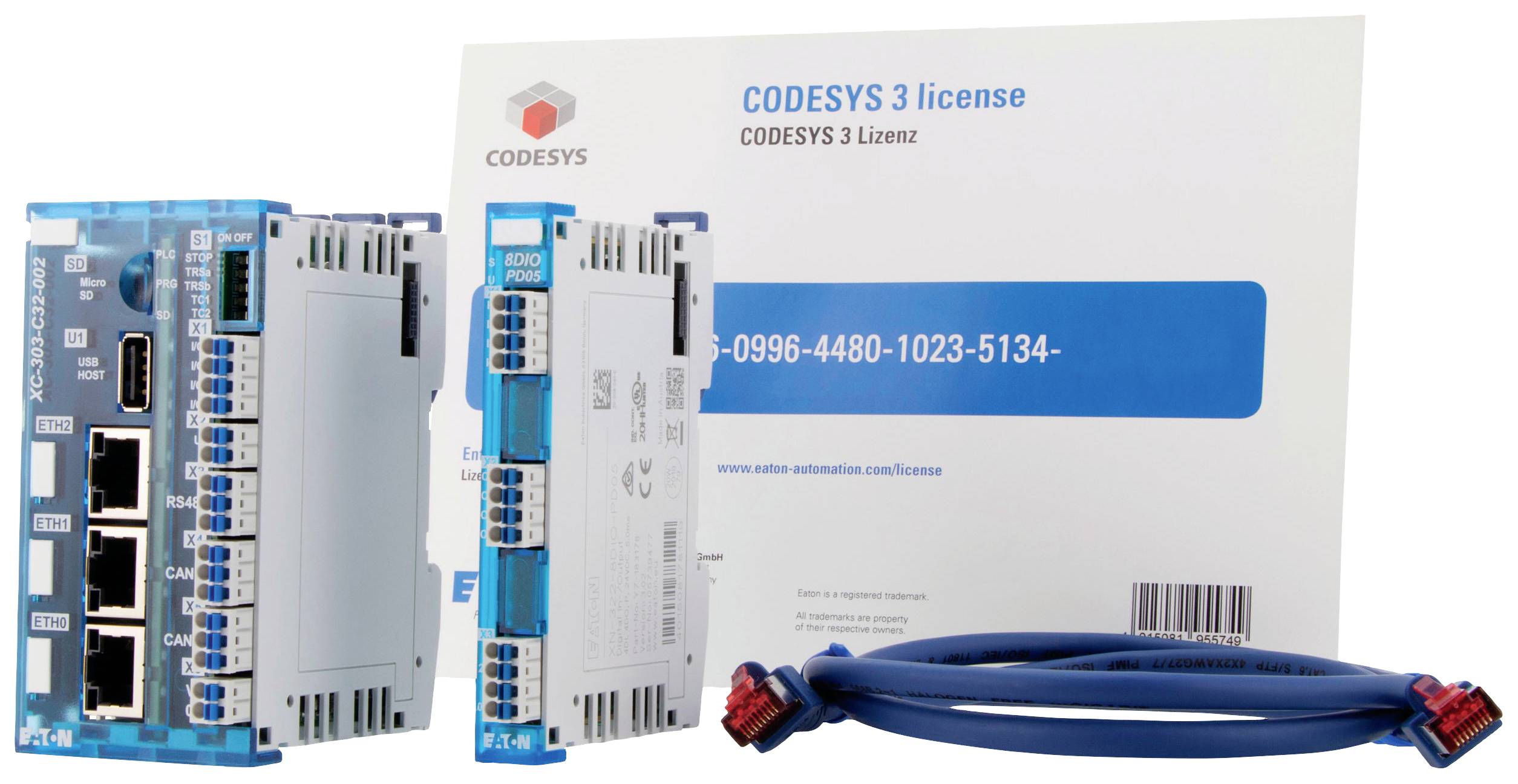 CODESYS 3 Lizenzschlüssel mit zwei Netzwerkgeräten und einem blauen Netzwerkkabel. Geräte mit LAN-Ports sichtbar.