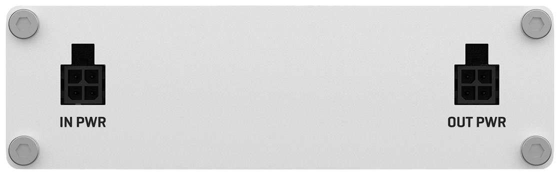 Weiße Platte mit zwei schwarzen Anschlüssen beschriftet 'IN PWR' und 'OUT PWR'.