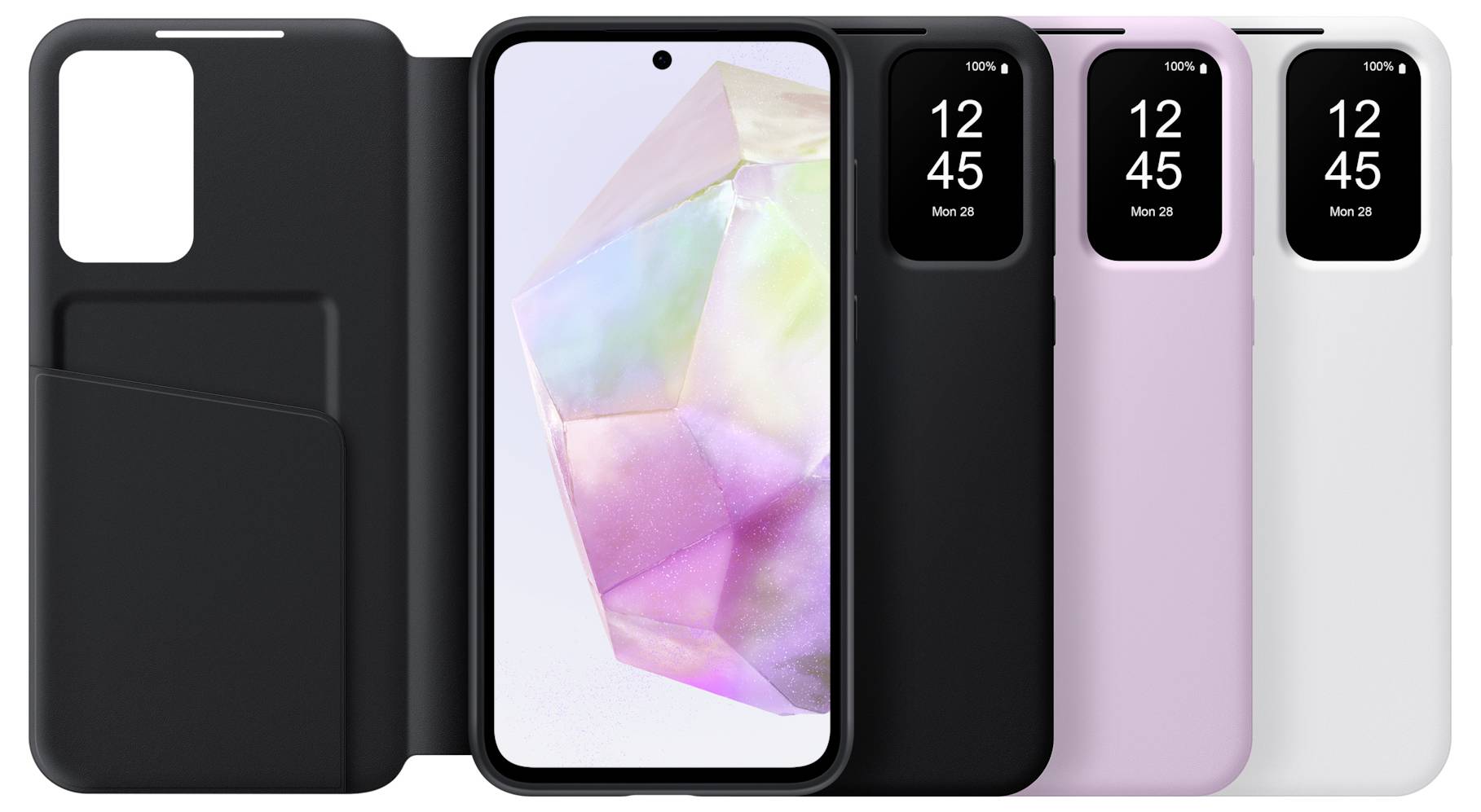 Vier Handyhüllen in verschiedenen Farben ausgestellt: schwarz, lila, weiß und eine mit einem bunten geometrischen Design.