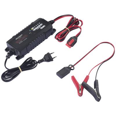 Ein schwarzes batteriebetriebenes Ladegerät mit Steckern und Klemmen, geeignet für Fahrzeuge. Enthält LED-Anzeigen zur Ladeüberwachung.