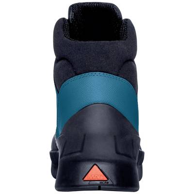 Stiefel von hinten, mit schwarzem und türkisfarbenem Design. Rote dreieckige Marke 'MAG 203' am unteren Teil der Ferse.