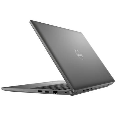 Ein silberner Laptop von der Seite betrachtet, leicht geöffnet, auf einem weißen Hintergrund.