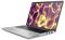 Silberner Laptop mit geöffnetem Display. Der Bildschirm zeigt ein abstraktes, gelbes und violettes Muster. Tasten sind beleuchtet.