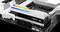 Nahaufnahme eines Computer-Motherboards mit zwei installierten RAM-Modulen. Die RAM-Module sind mit 'Trident Z5 RGB' beschriftet.