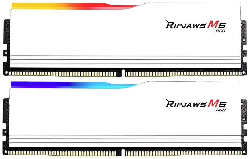 Zwei weiße RAM-Module mit RGB-Beleuchtung, oben rot-gelb, unten blau, mit der Aufschrift 'Ripjaws M5 RGB'.