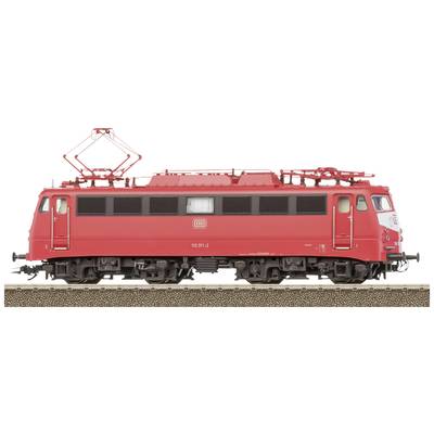 Rotes Modell einer Elektrolokomotive mit DB-Logo auf Schienen, Seitenansicht.