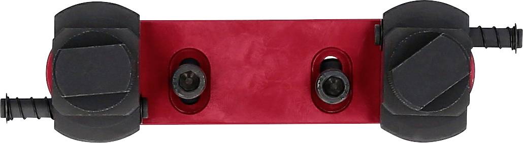 Rote Metallklemme mit zwei schwarzen Schrauben, die Haltearme an den Enden befestigen; dient zum Festhalten von Gegenständen.