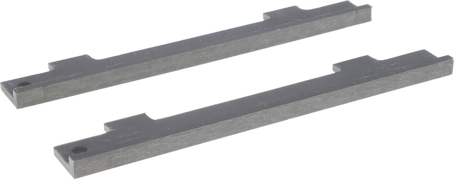 Zwei lange, flache Metallstreifen mit Einkerbungen und einem Loch an einem Ende liegen nebeneinander auf weißem Hintergrund.