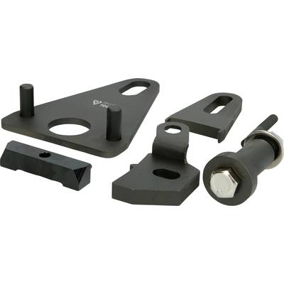 Eine Sammlung von Metallteilen, die verschiedene Formen und Größen haben, einschließlich einer dreieckigen Platte mit Löchern und einem Bolzen. Sie sind schwarz und scheinen Komponenten eines Mechanismus zu sein.