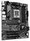 Motherboard von Gigabyte mit mehreren PCIe-Steckplätzen, Ports und einem CPU-Sockel, geeignet für Computerhardware-Aufbau.
