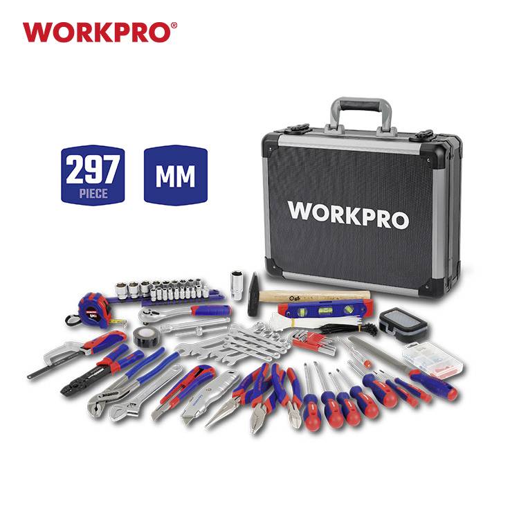Werkzeugkoffer von Workpro mit 297 Teilen, darunter Schraubendreher, Zangen und ein Maßband. Koffer ist schwarz mit silbernem Rand.