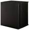 Schwarzes, kubisches Elektronikgerät ohne sichtbare Beschriftung oder Anschlüsse, möglicherweise ein Server oder ein Verstärker.
