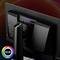 Ein Monitor mit stilvoller Rückseite, beleuchtetem Logo und RGB-Lichtelementen unten links.