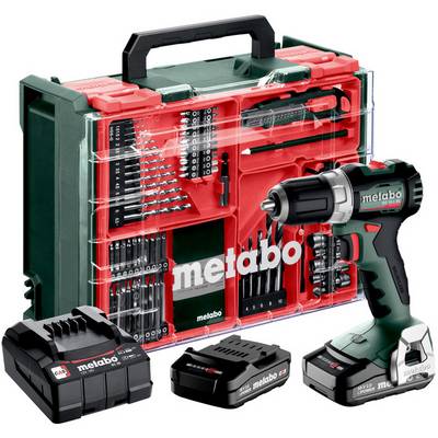Metabo Akku-Bohrmaschinen-Set mit Transportkoffer, Bohrern und zwei Batterien auf weißem Hintergrund dargestellt.