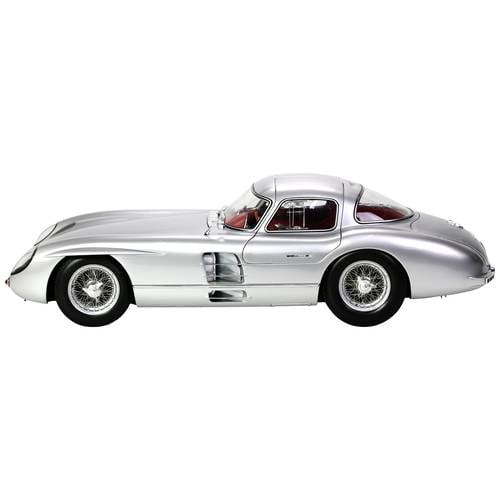 LE Grand Collection Mercedes-Benz 300 SLR Uhlenhaut Coupé 1:8 Modellauto
