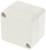 Weiße Kunststoff-Abzweigdose mit Schrauben in zwei Ecken. Verwendet für elektrische Verbindungen und Schutzkabelmanagement.