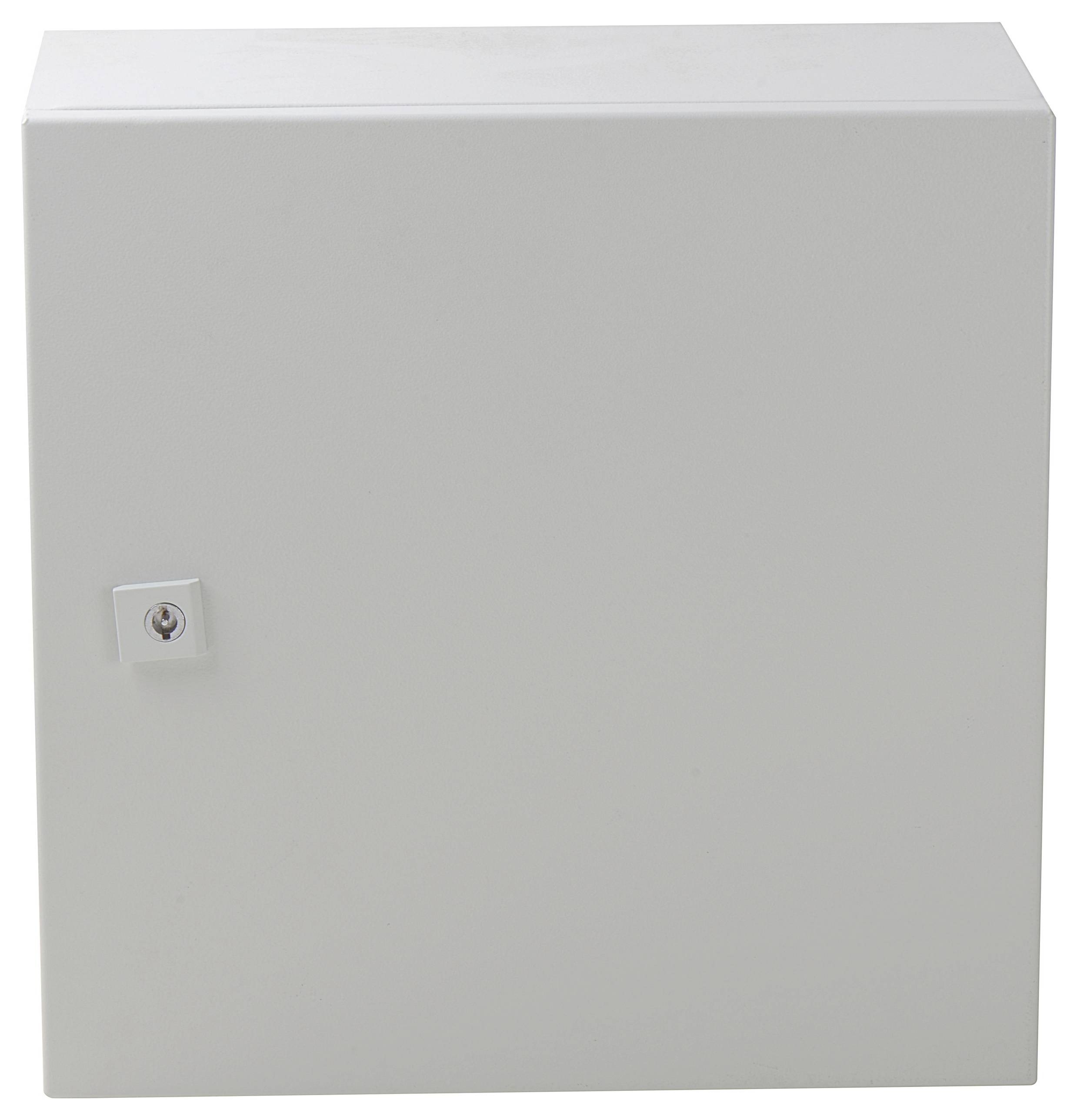 Metallkasten mit Schlüsselschloss an der Vorderseite, schlichtes, rechteckiges Design ohne sichtbare Kennzeichnung oder Verzierung.