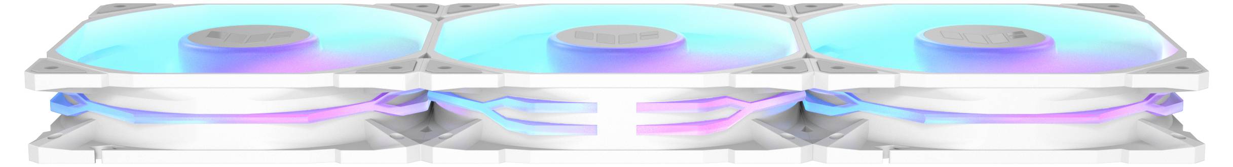 Drei weiße Computerlüfter mit RGB-Beleuchtung in Blau und Lila, die in einer Reihe nebeneinander angeordnet sind.