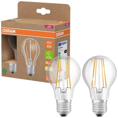 Zwei LED-Glühbirnen von OSRAM; eine im Karton, eine lose. "Energieeffizienz A" und "Warmweiß 2700K" auf der Verpackung angegeben.