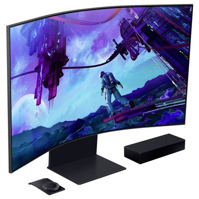 Ein gebogener Monitor zeigt ein Science-Fiction-Weltraumbild mit einem Astronauten in einer futuristischen Landschaft vor einem farbenfrohen Himmel.