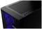 Schwarzes Computergehäuse mit blauer Beleuchtung an der Vorderseite. Oben befinden sich USB-Anschlüsse und ein Einschaltknopf.