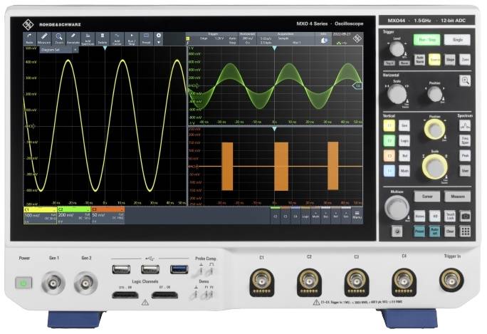 Ein Oszilloskop zeigt zwei Wellenformen und Balkendiagramme auf einem Bildschirm mit Bedienelementen und Anschlüssen auf der rechten Seite.