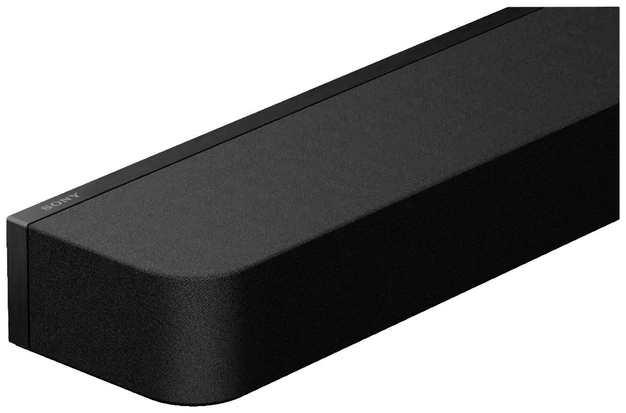 Eine schwarze Soundbar mit schlichtem Design; abgewinkelte Kanten und dezentes Logo an der Seite. Ideal für Heimkino-Einstellungen.