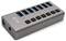 USB-Hub mit sieben USB-Anschlüssen und Ein/Aus-Schaltern. Geeignet zum Anschluss mehrerer Geräte an einen Computer.