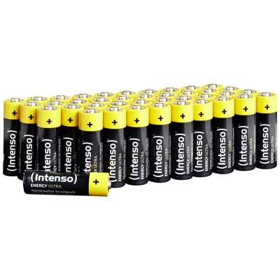 'Intenso Energy Ultra' Batterien, aufgestellt in mehreren Reihen, schwarz-gelbe Farbgebung.