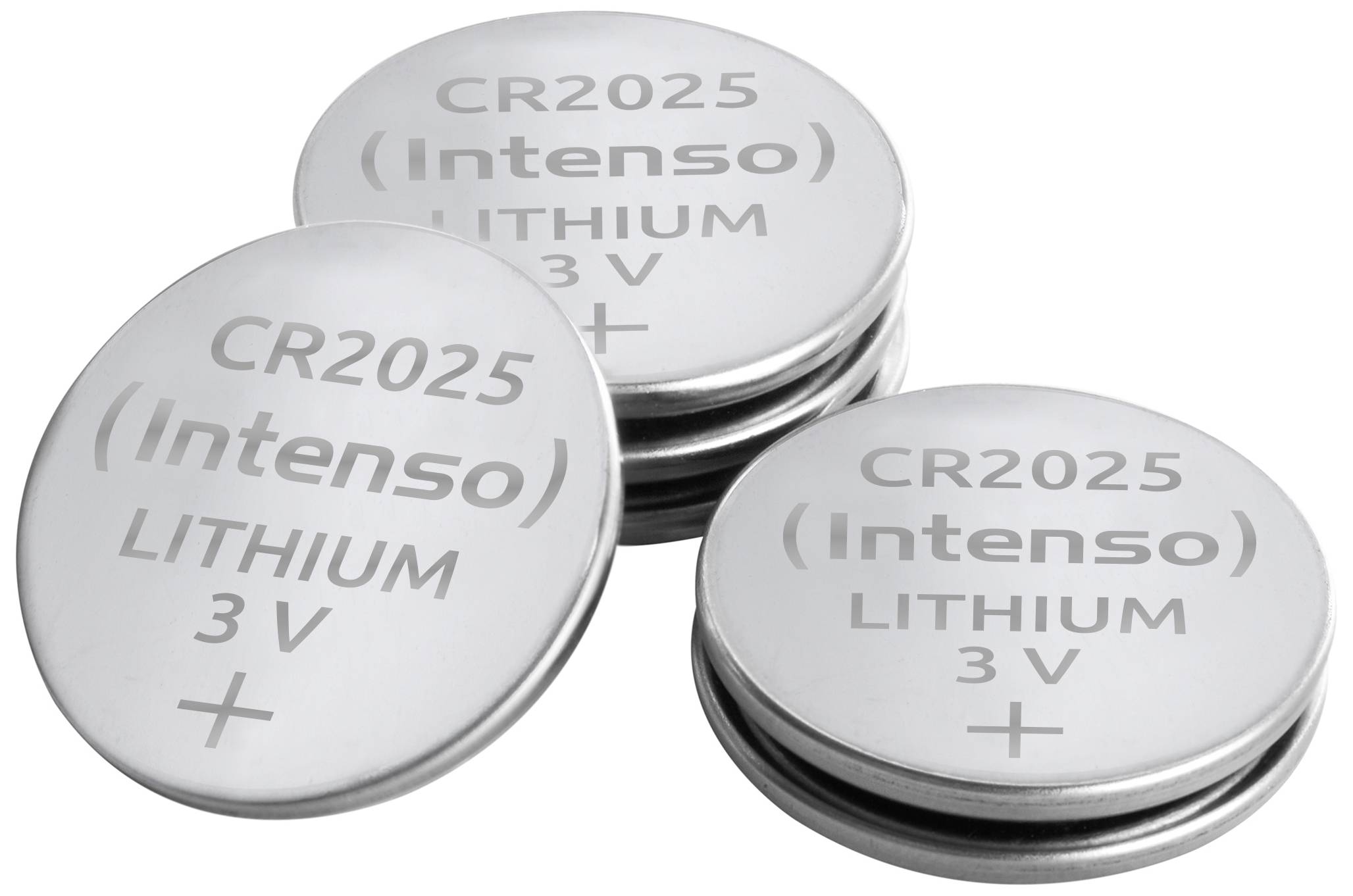 Drei CR2025 Lithium-Knopfzellenbatterien der Marke Intenso, gestapelt und nebeneinander liegend.