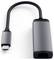 USB-C-Adapter auf Ethernet-Anschluss. Der Adapter hat ein kurzes Kabel, das das USB-C-Steckerende mit dem Ethernet-Port verbindet.