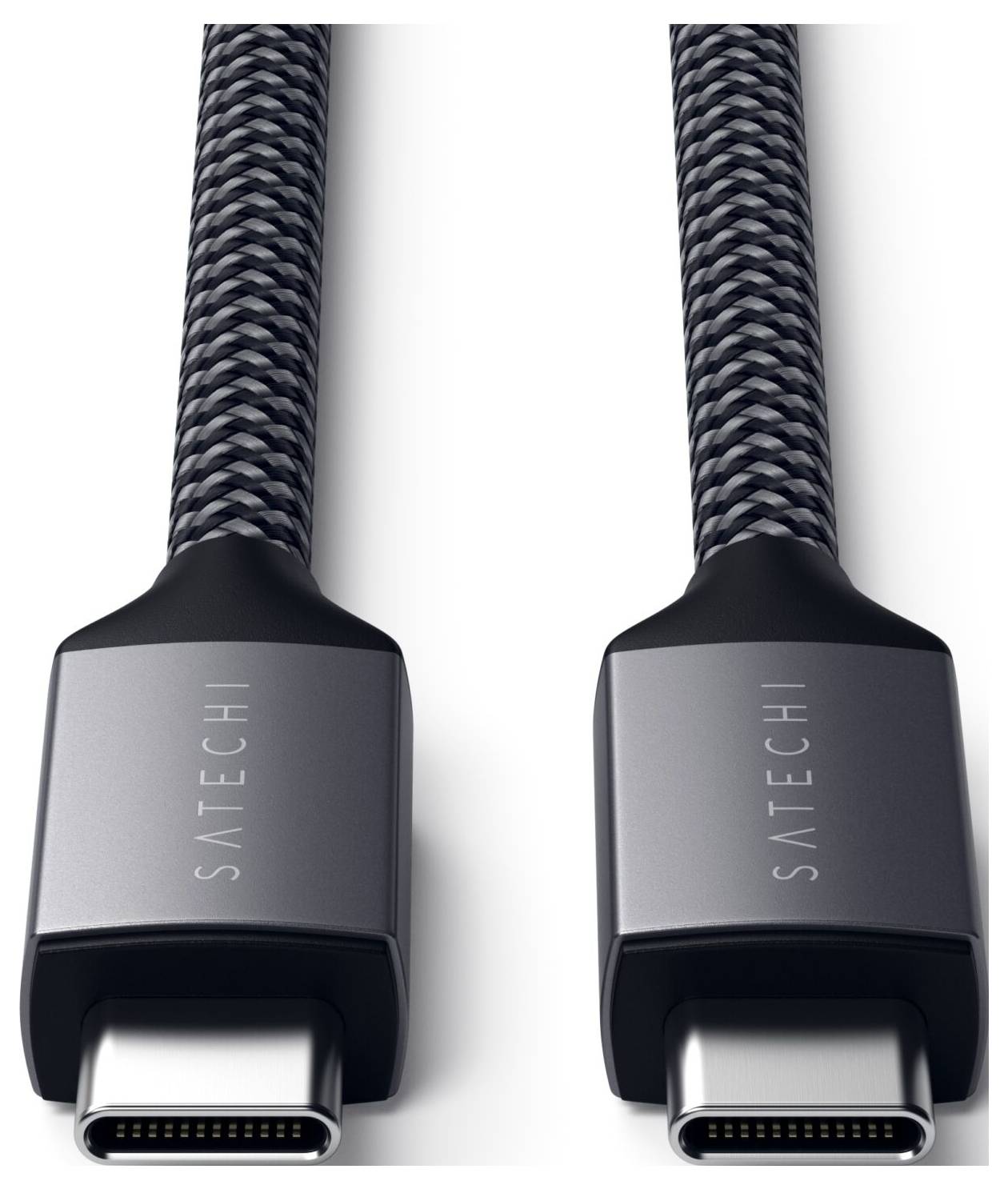 Zwei identische USB-C-Kabel mit geflochtenem Design, beide mit dem Markennamen 'Satechi' auf dem Stecker.