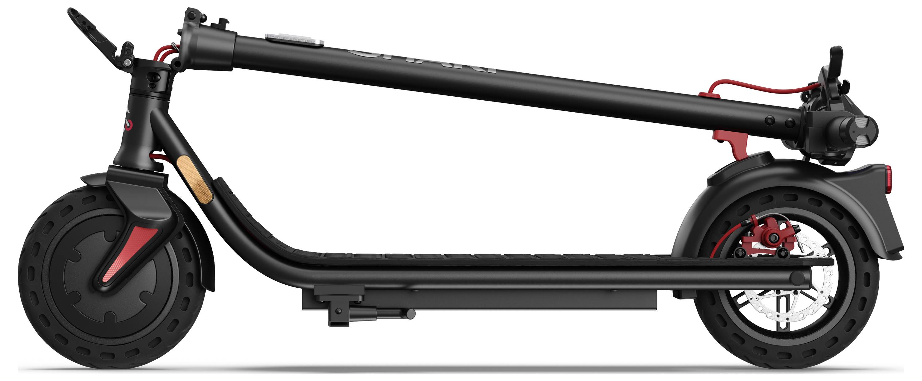 Ein zusammengeklappter schwarzer Elektroroller mit roten Akzenten, seitliche Ansicht. Deutlich sichtbar sind die Räder und das Gestell.