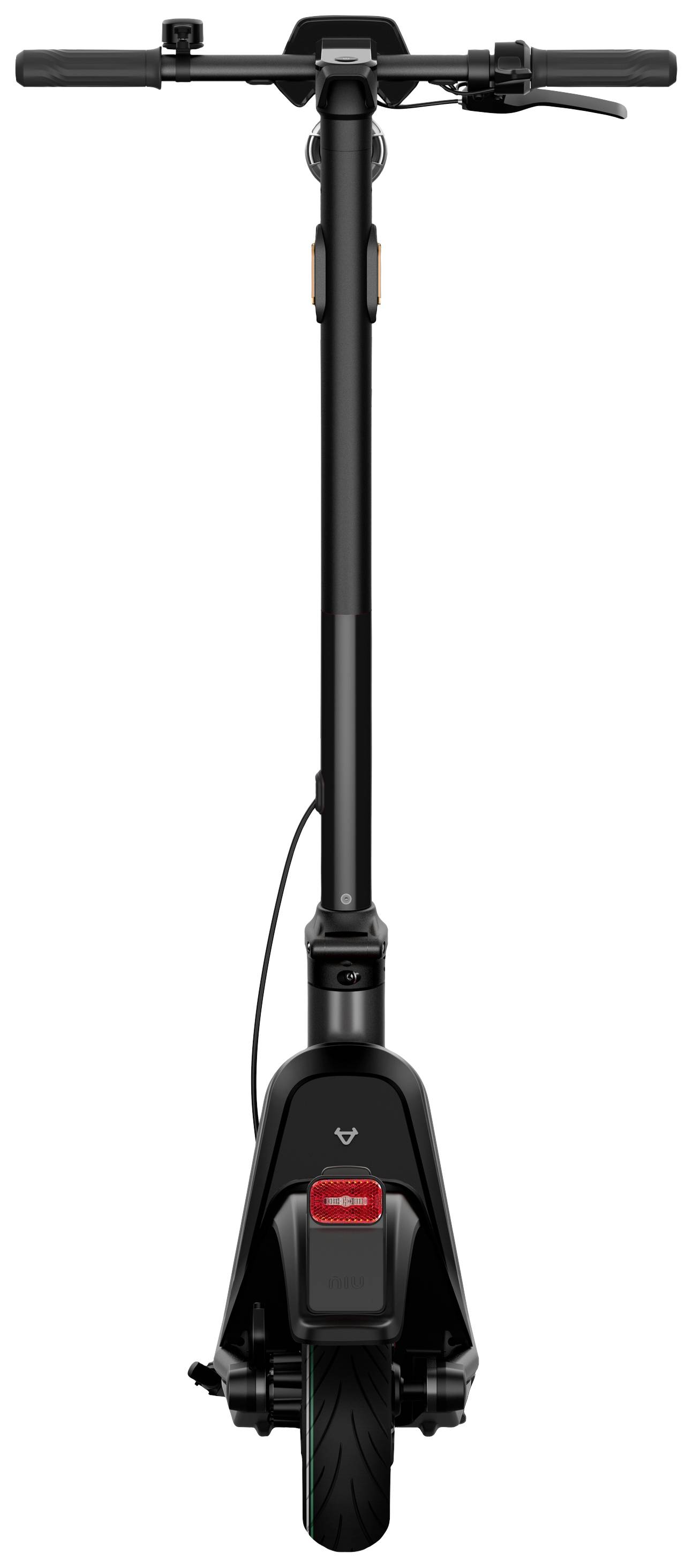 Elektroroller von vorne gesehen, schwarzes Design, Lenker, Vorderrad und Bremslicht sichtbar.