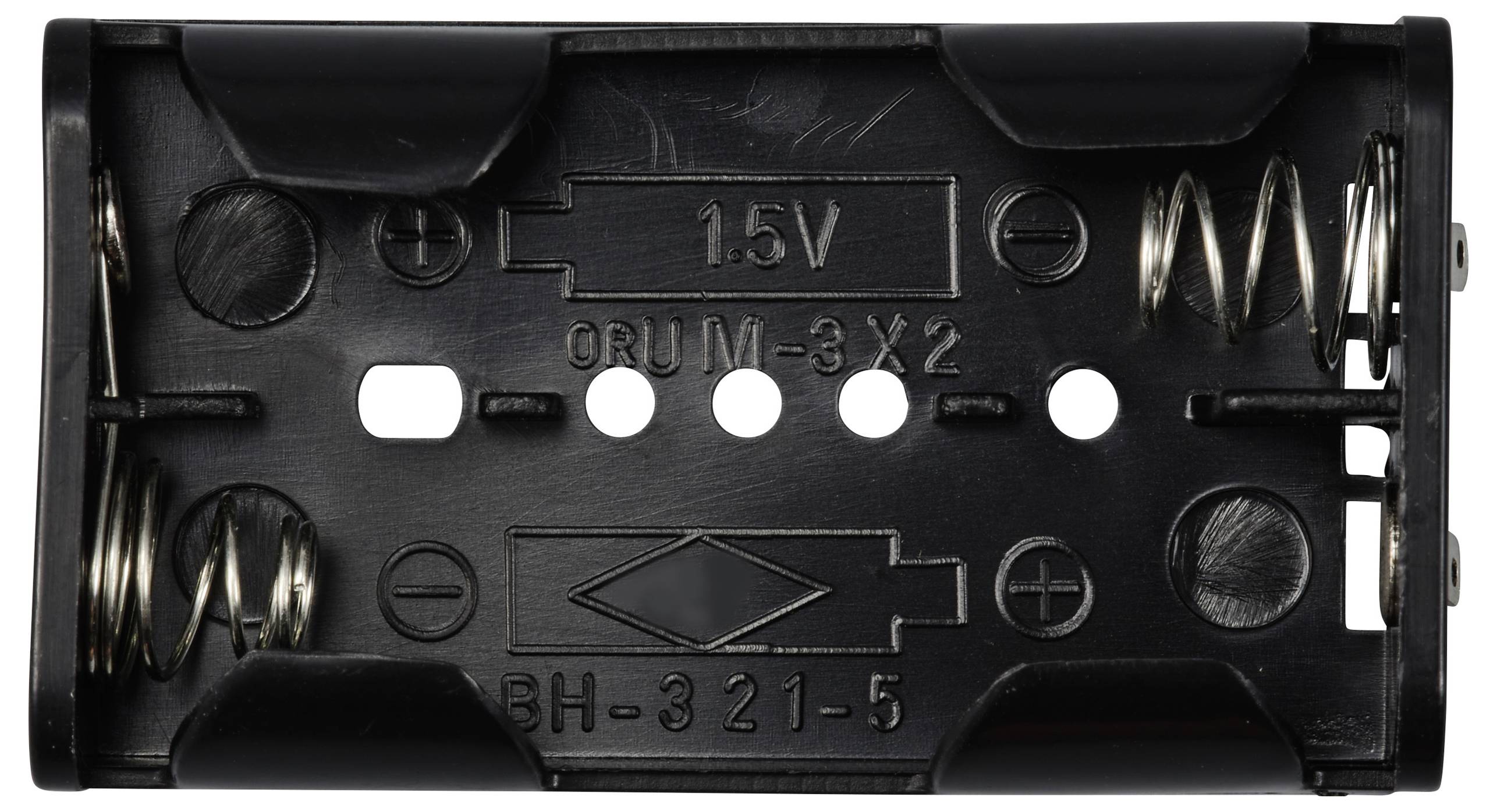 Batteriefach für zwei AA-Batterien, schwarz, mit Metallfedern und -kontakten, Aufschrift '1.5V', geeignet für elektronische Geräte.