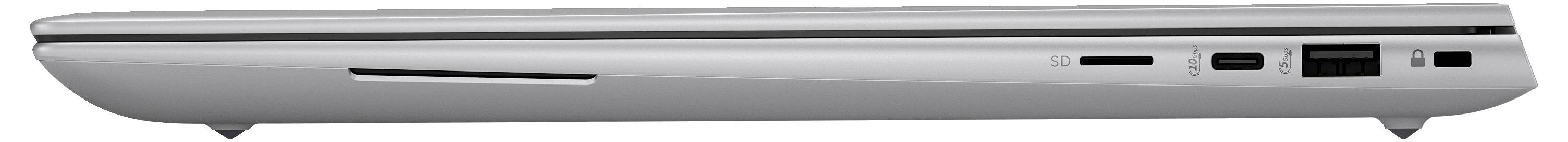 Ein geschlossenes silbernes Laptop zeigt seitlich Anschlüsse, darunter USB-Anschlüsse, einen Ethernet-Port und einen SD-Kartenslot.